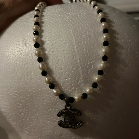 16.5” Akoya pearls with onyx - Picture 6 of 6
